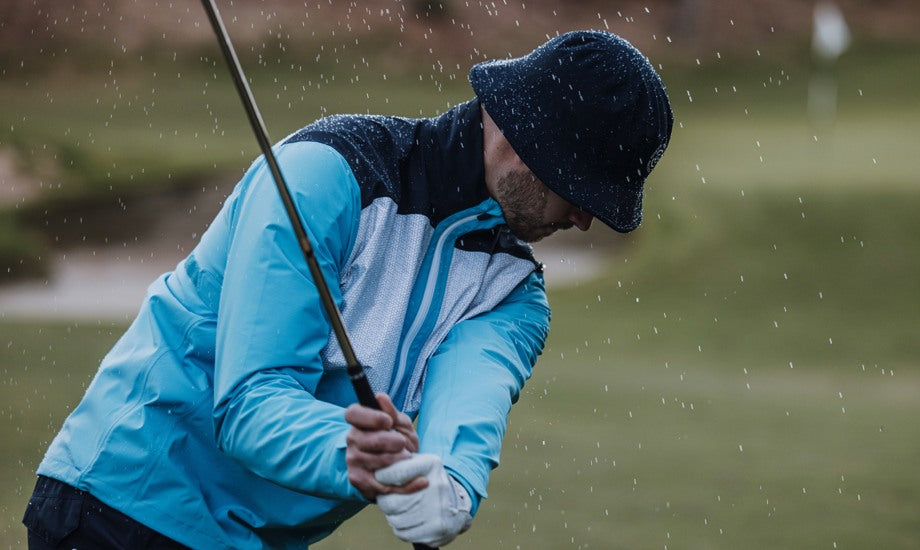 Golf in the Rain Like a Pro: How To, Tips & Tricks