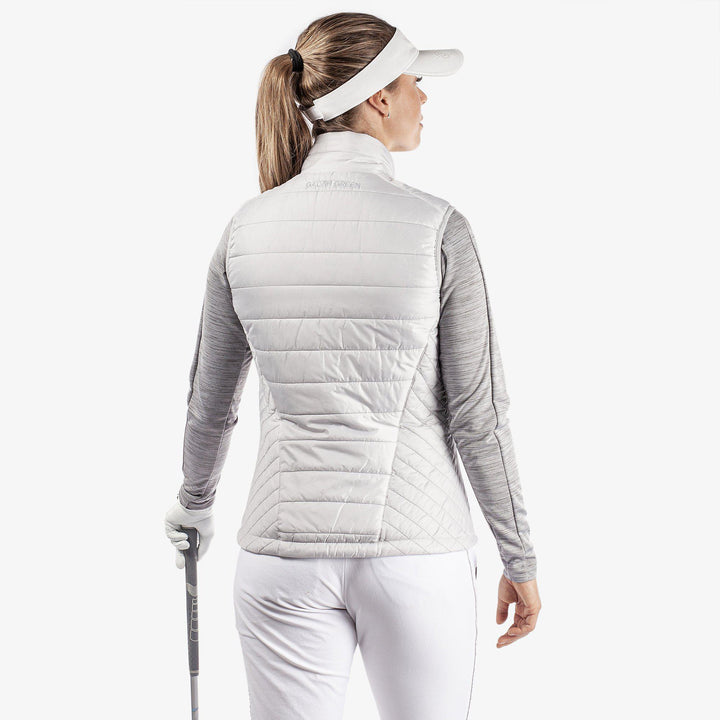Lene is a Windproof and water repellent golf vest for Women in the color Cool Grey(5)