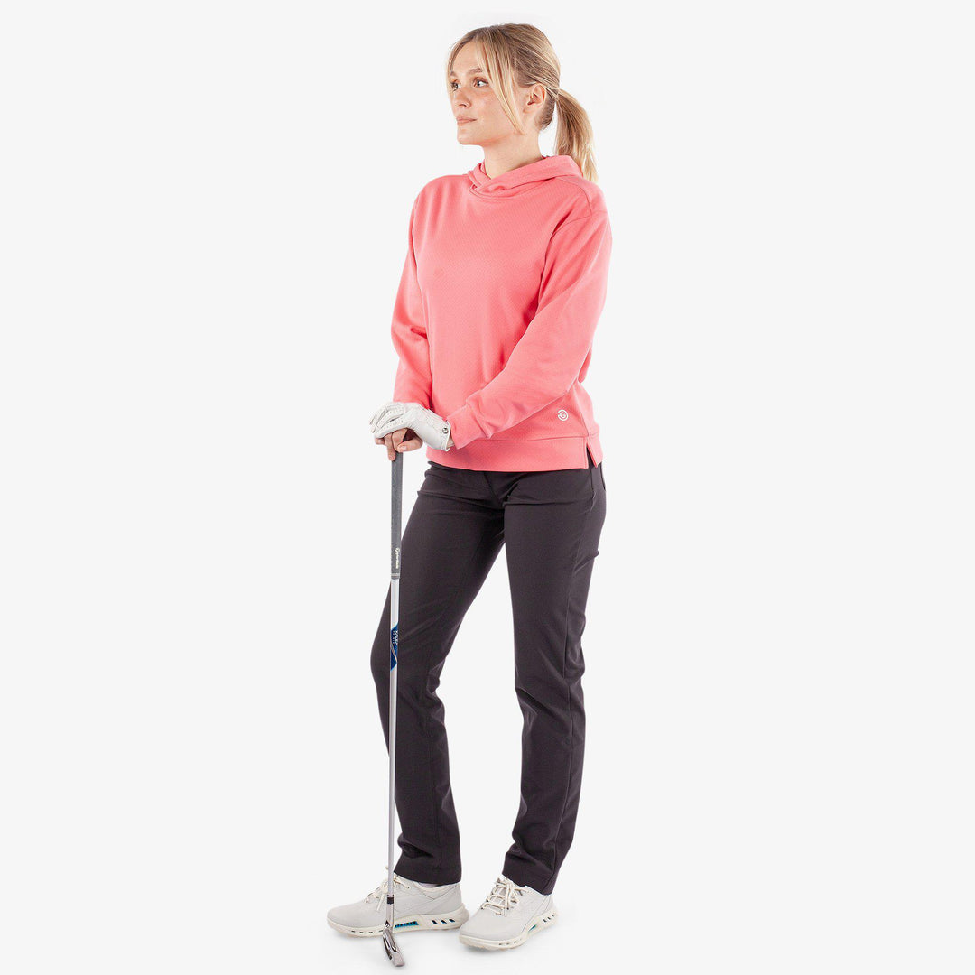 Denise is a Insulating golf sweatshirt for Women in the color Camelia Rose(2)