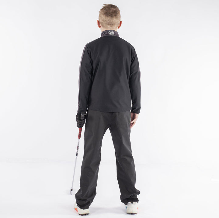 Roma is a Windproof and water repellent golf jacket for Juniors in the color Black(6)