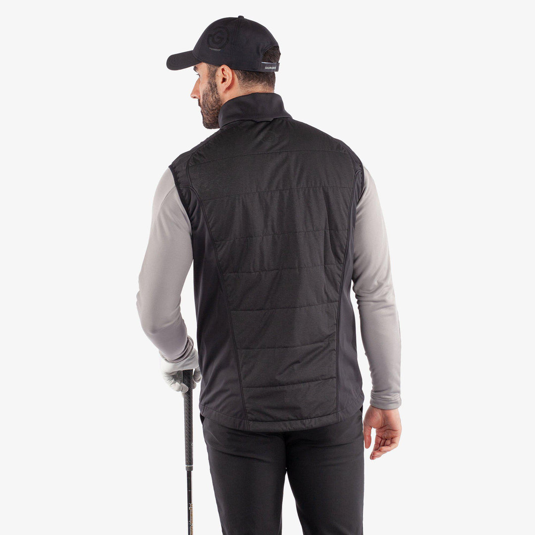 Lauro is a Windproof and water repellent golf vest for Men in the color Black(6)