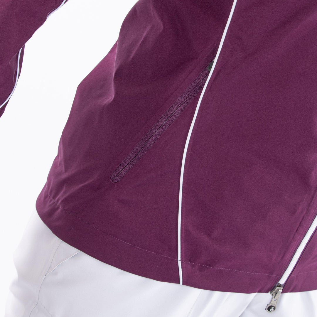 Arissa is a Waterproof golf jacket for Women in the color Sporty Red(4)