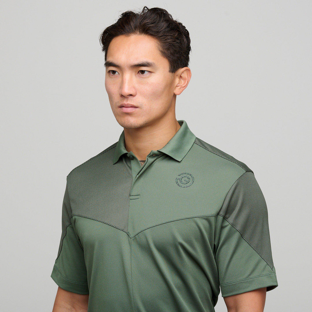 Magnus is a Breathable short sleeve shirt for Men in the color Duck Green(3)