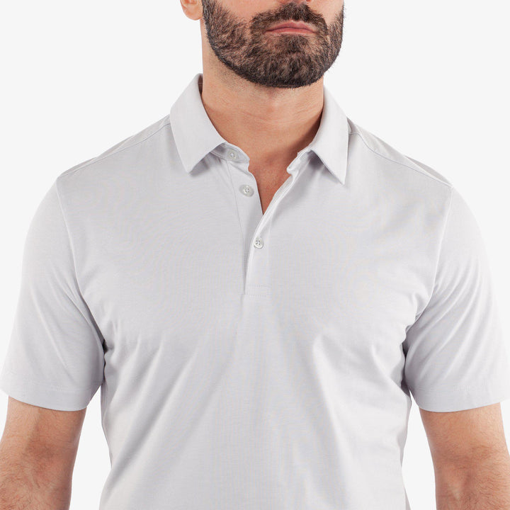 Marcelo is a Breathable short sleeve golf shirt for Men in the color Cool Grey(3)