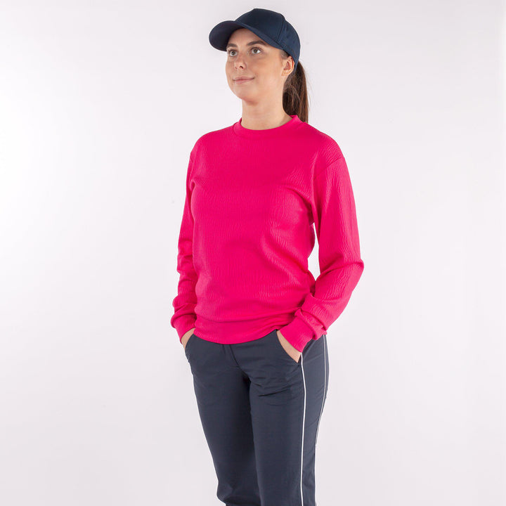 Dalia is a Insulating mid layer for Women in the color Imaginary Pink(1)