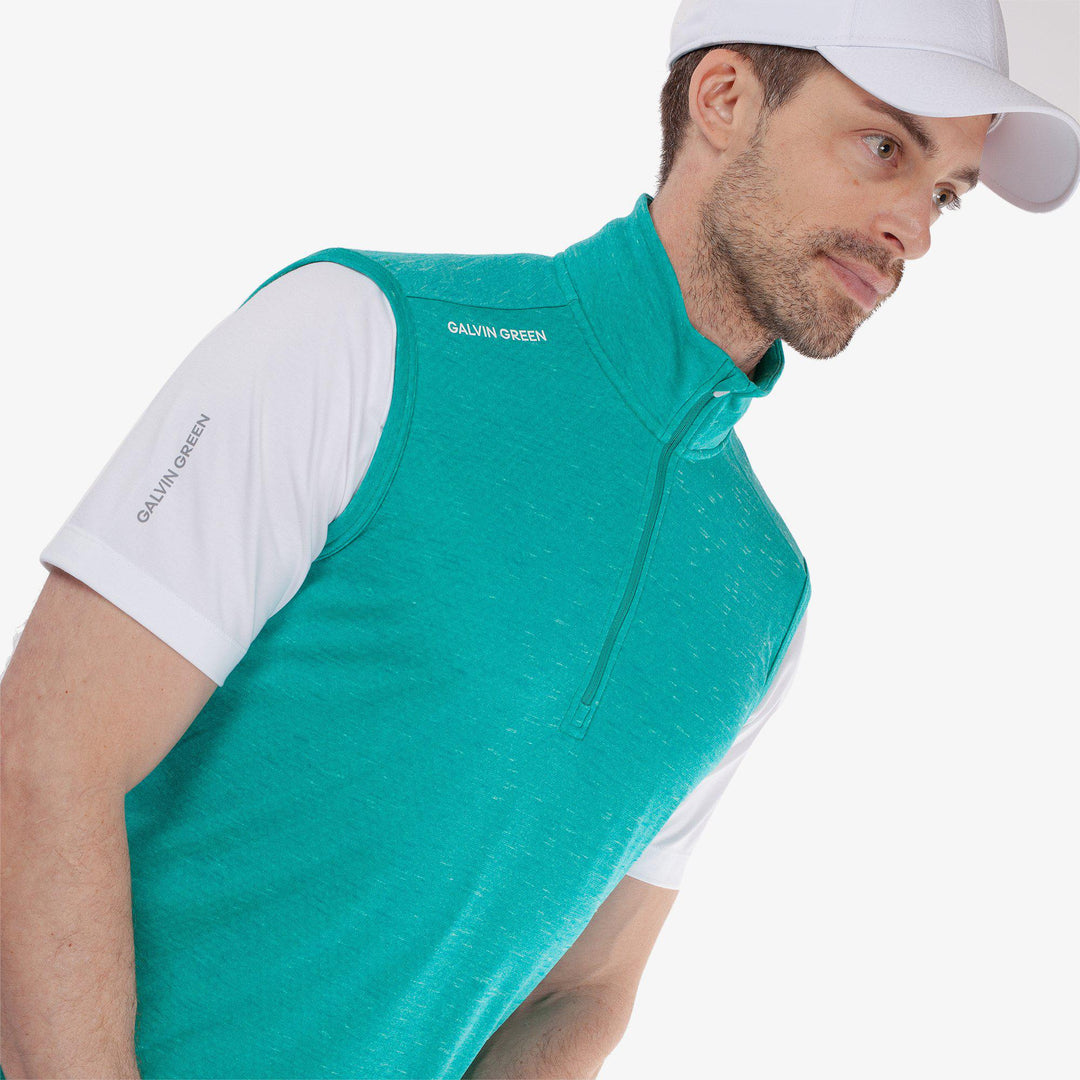 Del is a Insulating golf vest for Men in the color Atlantis Green Melange(3)