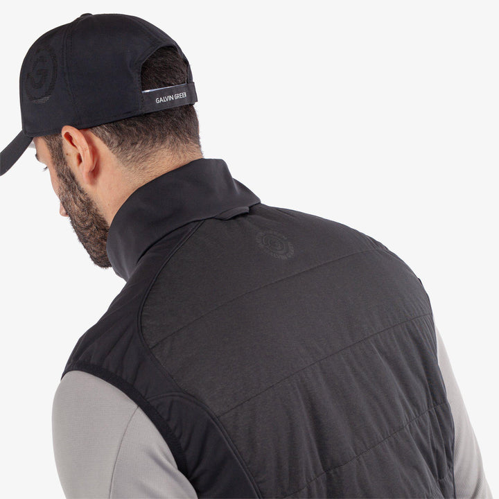 Lauro is a Windproof and water repellent golf vest for Men in the color Black(7)