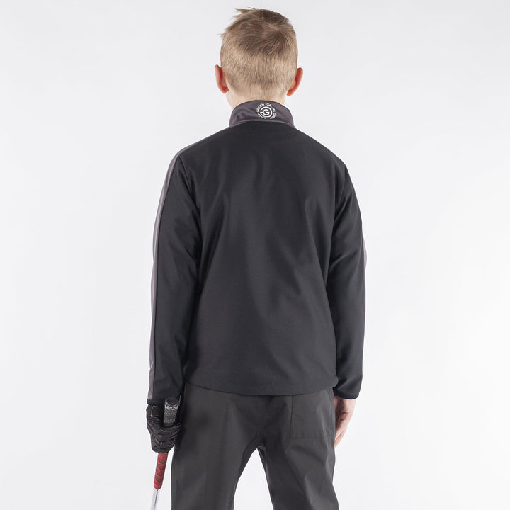 Roma is a Windproof and water repellent golf jacket for Juniors in the color Black(4)