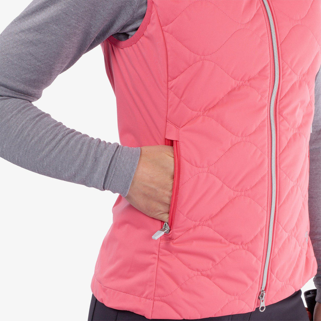 Lucille is a Windproof and water repellent golf vest for Women in the color Camelia Rose(4)